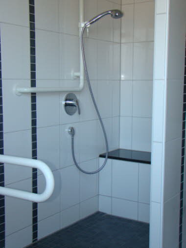barrierefreie Dusche auf engstem Raum